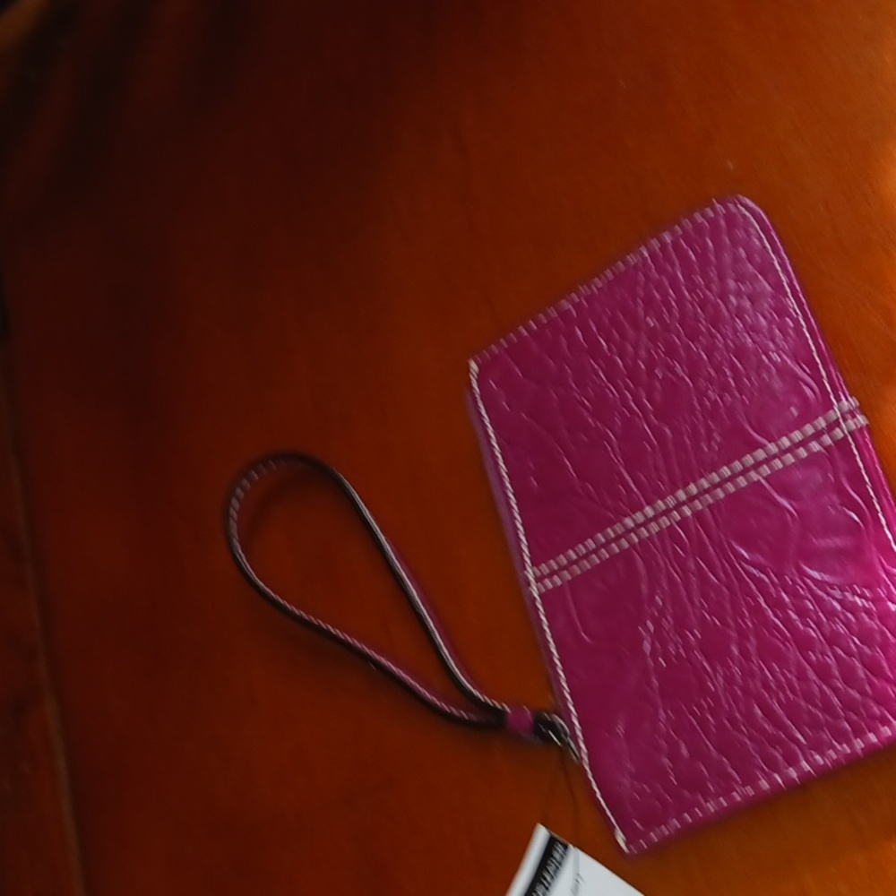 Small Wristlet